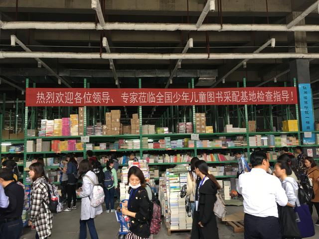 365(VIP)英国上市历文学院文管系2019毕业实习拉开序幕